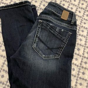 BKE Stella mid-rise slim fit crop